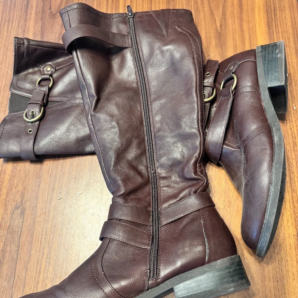 Tall Brown Zip-up Boots